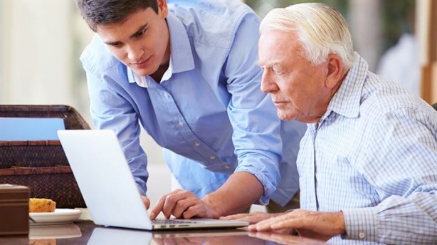 Foto - Emekli vatandaşa en az 255 TL zam