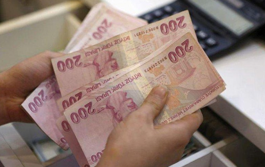 Emekliler 'Büyük sorun' diyerek AK Partili isimleri telefon yağmuruna tutmuştu! Başkan Erdoğan gündem olacak talimatı verdi