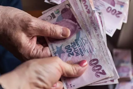 Foto - Emekliler, memur ve asgari ücretliler aman dikkat: Zam için yeni tahmin! Refah payı ve kök ücret müjdesi