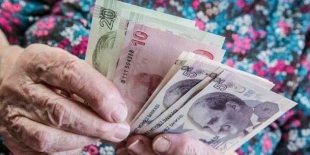 Foto - Emekliler yen yılda ne kadar zam alacak? 2022 SGK Bağkur, memur emekli zammı son dakika!