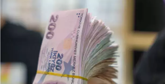 Emekliler zam beklerken ortaya çıktı! Artık çift maaş alabilecekler