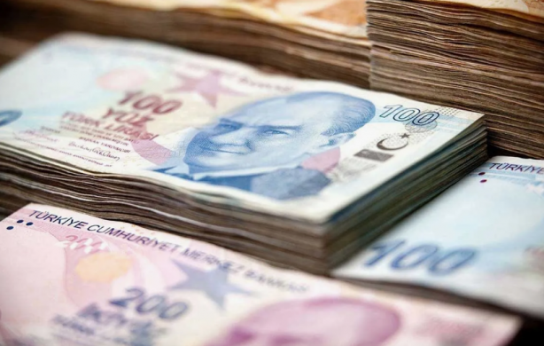 Emeklilere 15 bin lira verilecek! Bu kez banka promosyonu filan değil