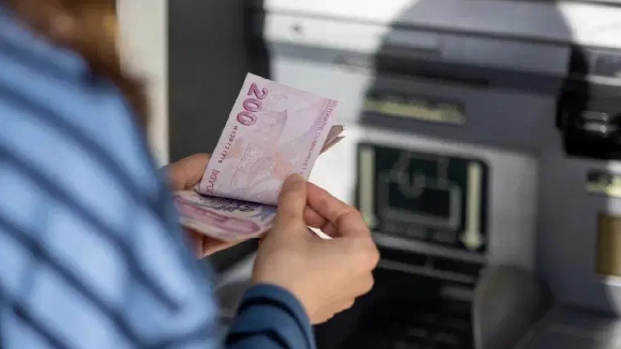 Foto - Emeklilere 35 bin TL'ye varan nakit fırsatı! Anında hesaba yatıyor