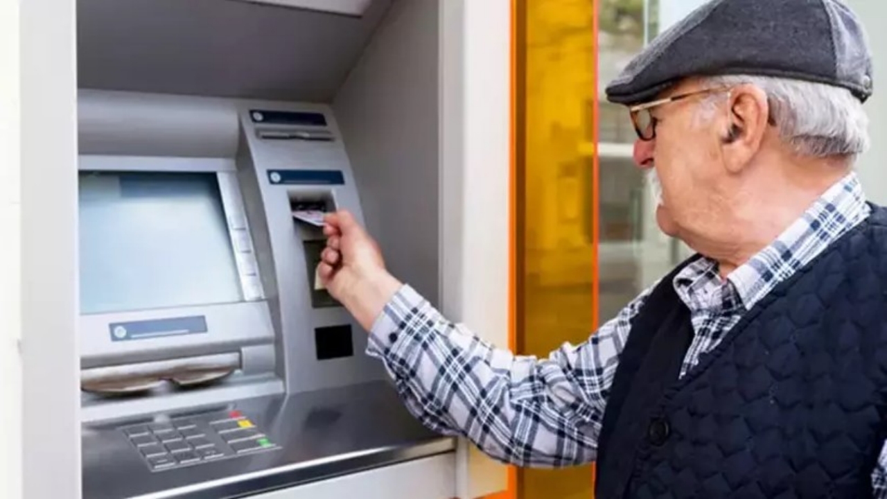 Emeklilere flaş uyarı! Aman dikkat maaşınız silinebilir, hemen kontrol edin