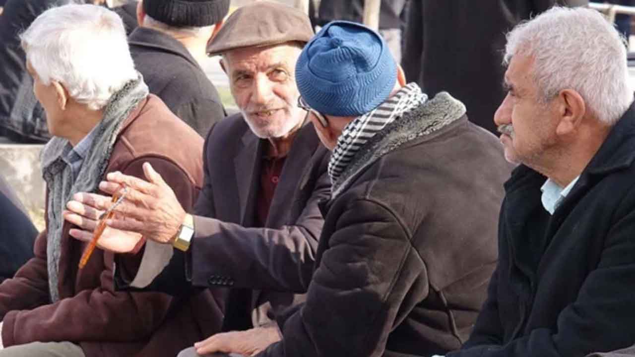 Emeklilere ücretsiz oldu