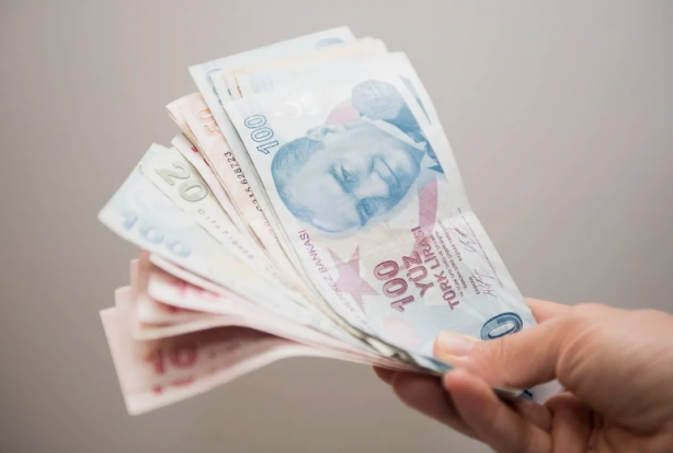 Foto - Emeklilere zam geliyor! Yeni en düşük emekli maaşını tüm Türkiye'ye az önce canlı yayında ilan etti