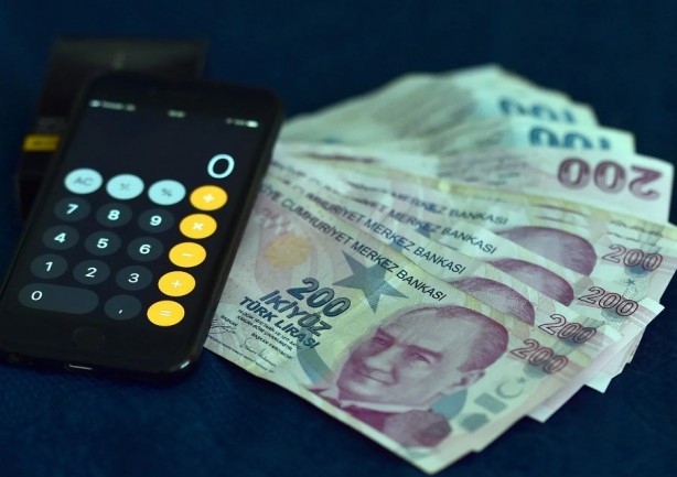 Foto - Emeklilere zam tahmini! SSK ve Bağ-Kur'lu ne kadar alacak?