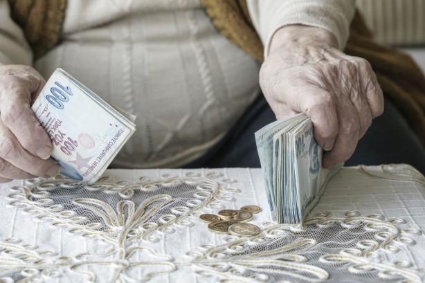Foto - Emekliliği 2 yaş geriye çekme hakkı tanınıyor! 6 yıla kadar da uzatılabilecek! Şartlar belli oldu