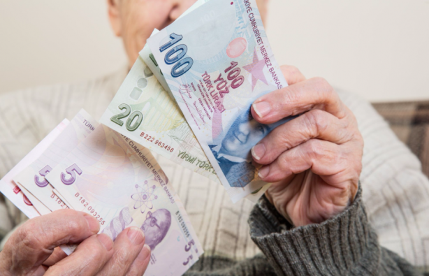 Foto - Emeklilikte yeni sistem geliyor! İkinci emeklilik hakkı! Yaş sınırı düşüyor! Peki bu sistem nasıl uygulanacak? Kimler yararlanabilecek?