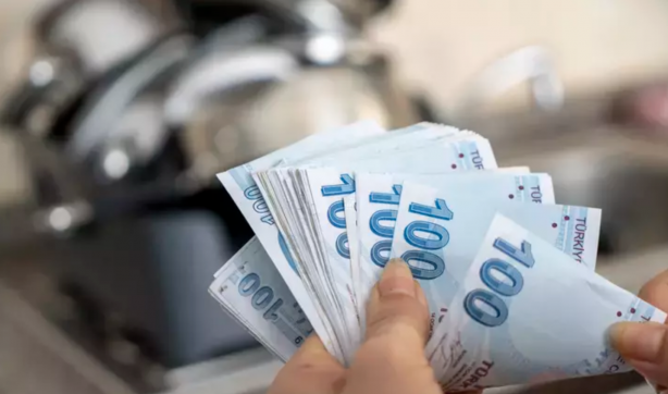 Emekliye 12 bin TL'lik jest! Başvuran anında alıyor! Şart ve geri ödeme yok!