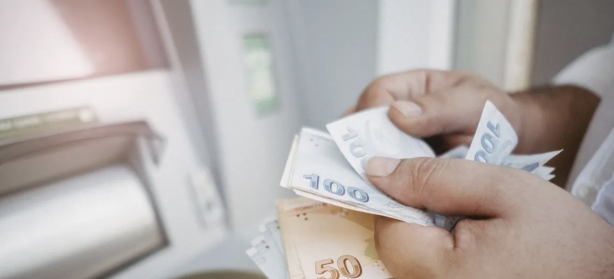 Foto - Emekliye 12 bin TL'lik jest! Başvuran anında alıyor! Şart ve geri ödeme yok!