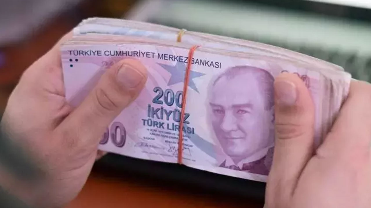 Foto - Emekliye 16 bin lira zam