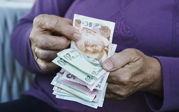 Foto - Emekliye 5 bin TL daha ikramiye geliyor! Ersan Şen canlı yayında duyurdu! İşte ödeneceği tarih