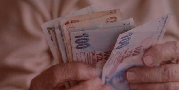 Foto - Emekliye ek ödeme mi var? SGK Bağkur emeklisi maaş zam ikramiye haberi