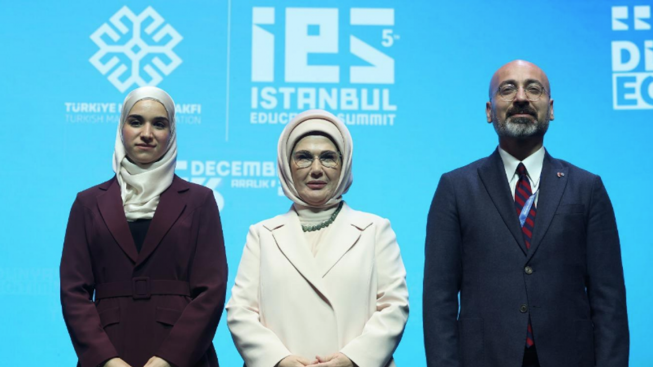 Emine Erdoğan, 5. İstanbul Eğitim Zirvesi'nde konuştu: Ahmed Şara'nın eşi Latife El Durubi'yle birlikte...