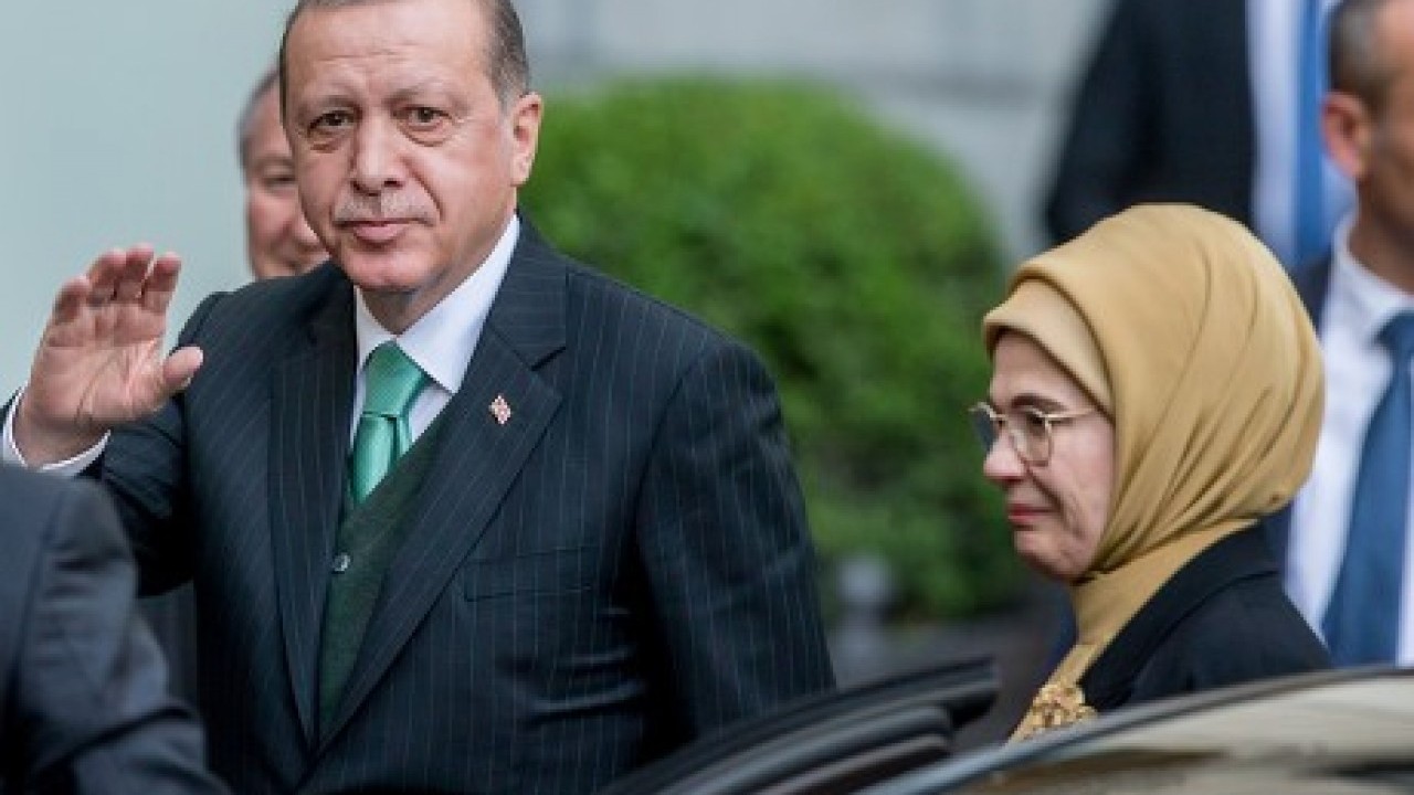Emine Erdoğan, Başkan Erdoğan'ın siyasi hayatında dönüm noktası olan şehri açıkladı