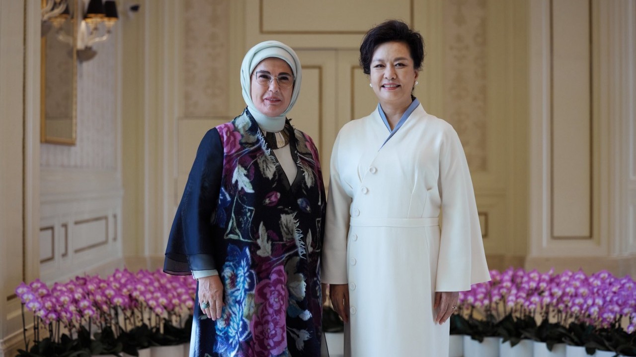 Emine Erdoğan, Çin'de liderlerin eşleri ile bir araya geldi...