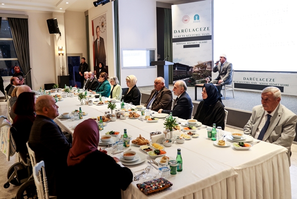 Foto - Emine Erdoğan Darülaceze sakinleriyle iftarda buluştu