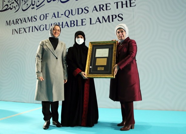 Foto - Emine Erdoğan gözyaşlarını tutamadı