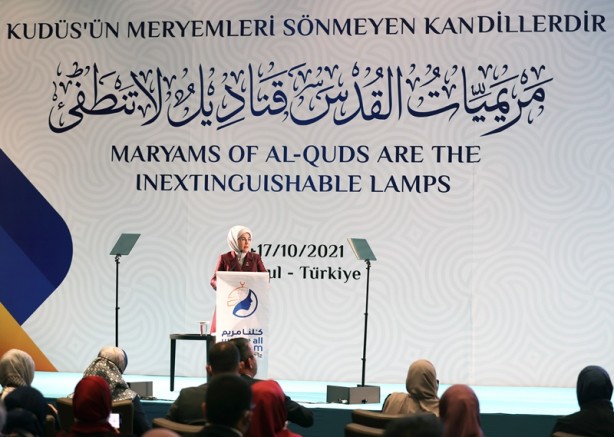 Foto - Emine Erdoğan gözyaşlarını tutamadı