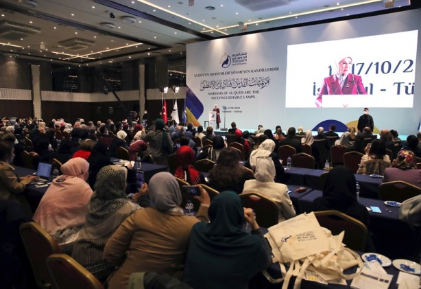 Foto - Emine Erdoğan gözyaşlarını tutamadı