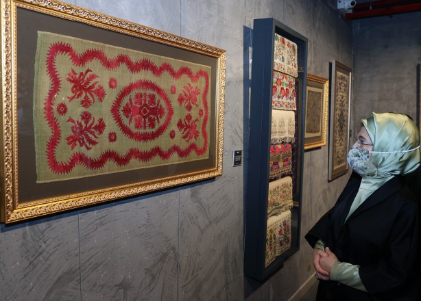 Foto - Emine Erdoğan, "Kalbe Dokunan İlmek" sergisine ziyaret düzenledi