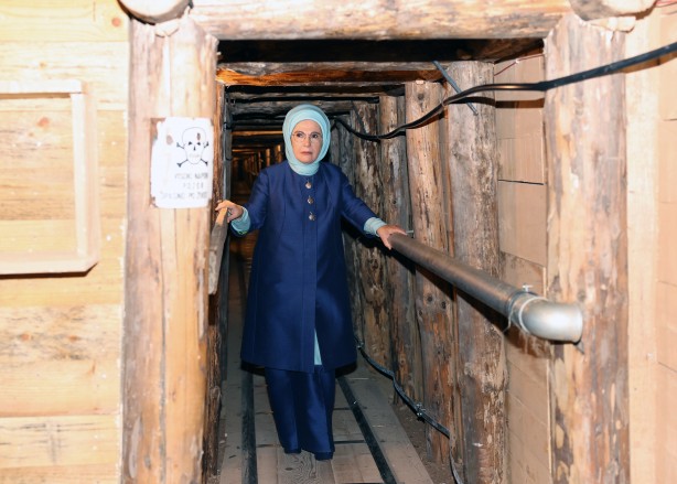 Foto - Emine Erdoğan, Umut Tüneli'ni ziyaret etti