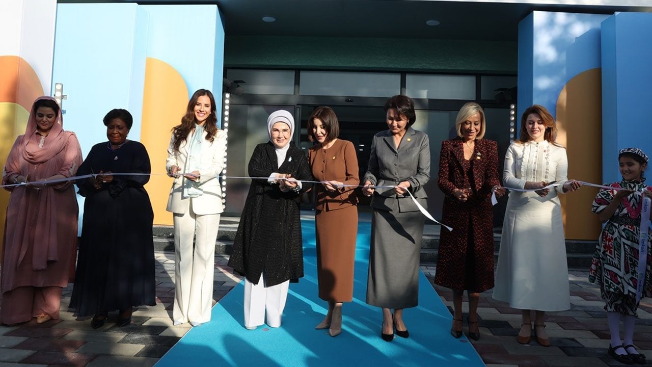 Foto - Emine Erdoğan’dan Özbekistan'da özel açılış