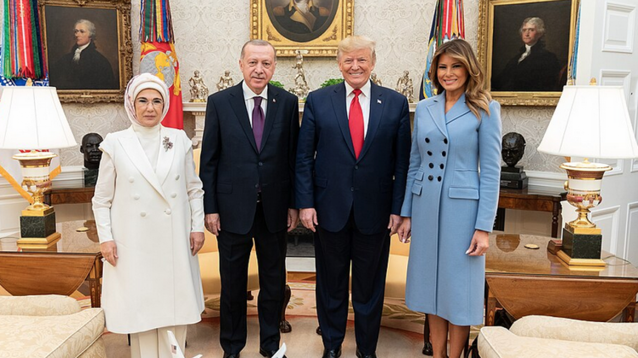 Foto - Emine Erdoğan'ın Melania Trump'a gönderdiği Gazze mektubu dünya basınında geniş yer buldu...