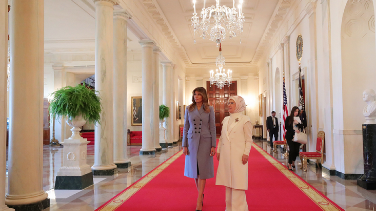 Foto - Emine Erdoğan'ın Melania Trump'a gönderdiği Gazze mektubu dünya basınında geniş yer buldu...