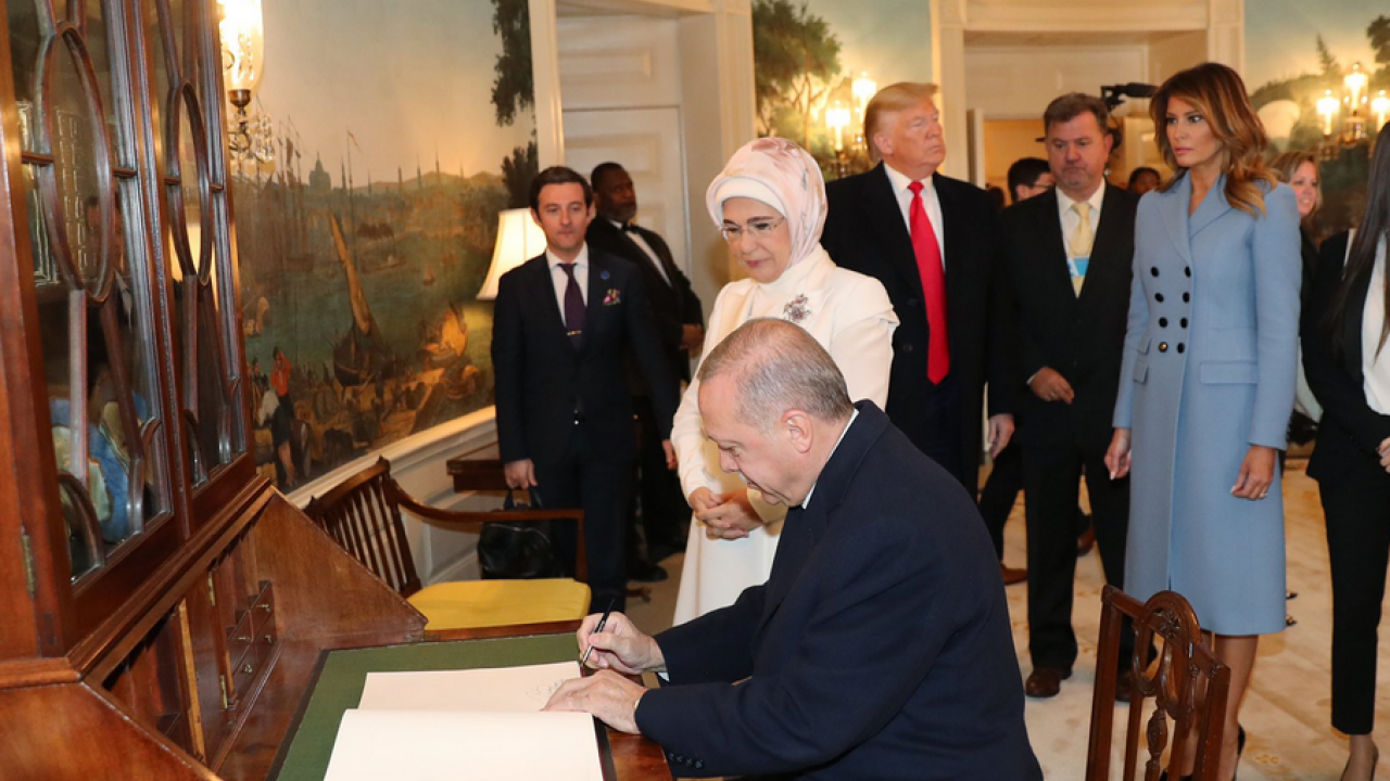 Foto - Emine Erdoğan'ın Melania Trump'a gönderdiği Gazze mektubu dünya basınında geniş yer buldu...