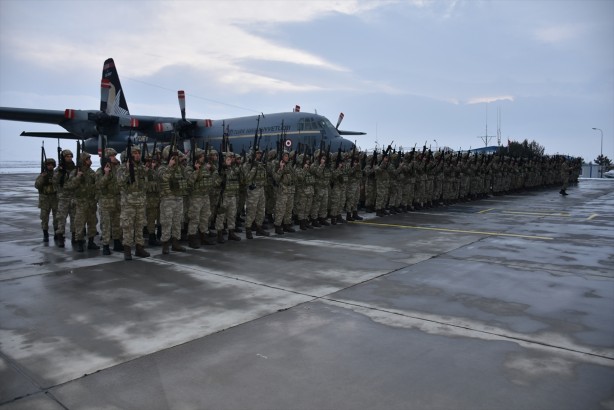 Foto - Emir geldi! Komandolar sınır ötesi görev için harekete geçti
