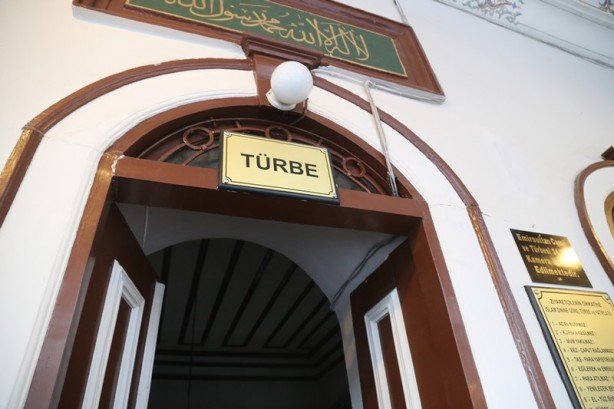 Foto - Emir Sultan Türbesi