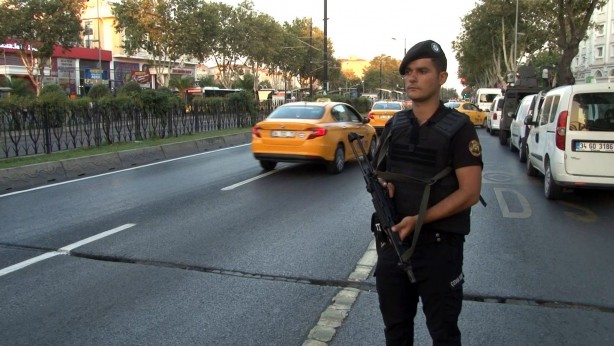 Foto - Emniyet suçlulara göz açtırmıyor!