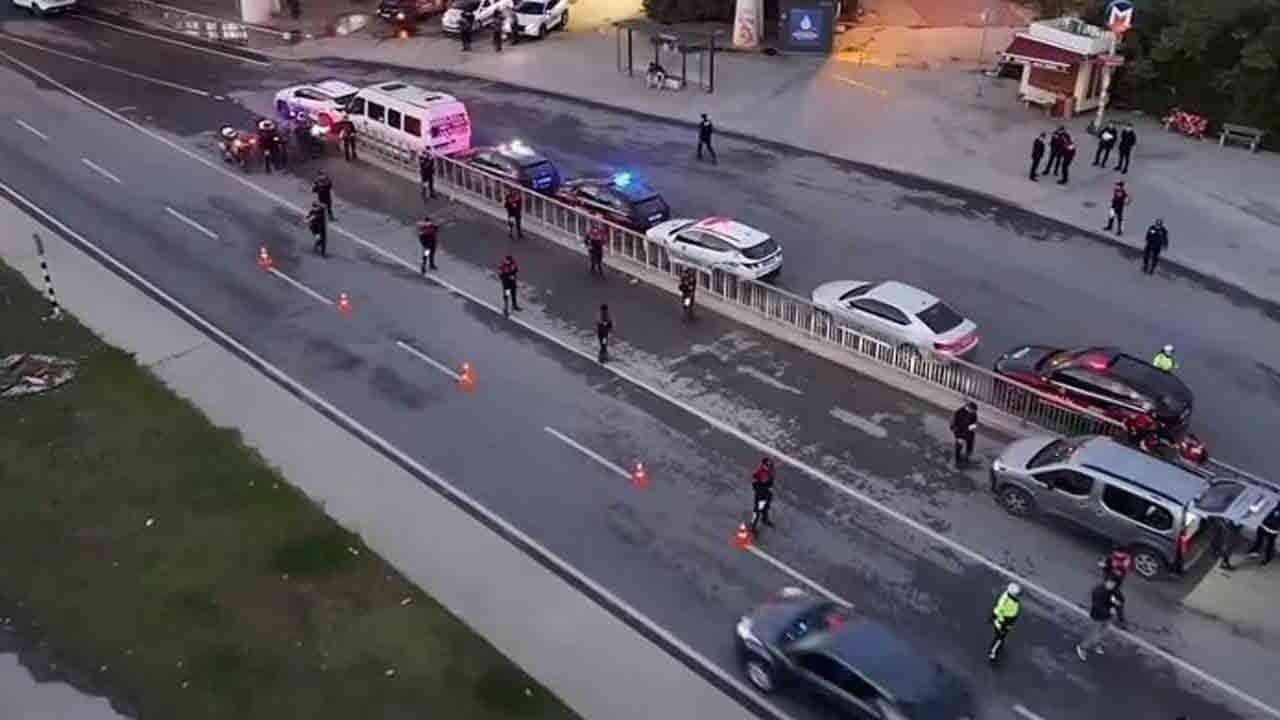 Foto - Emniyet tetikte, ‘Huzur İstanbul’da: Çifte denetimde 640 suçlu yakalandı
