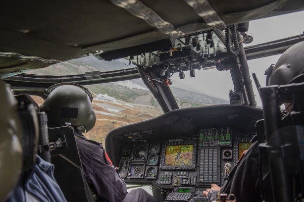 Foto - Emniyet ve jandarmadan helikopterle denetleme