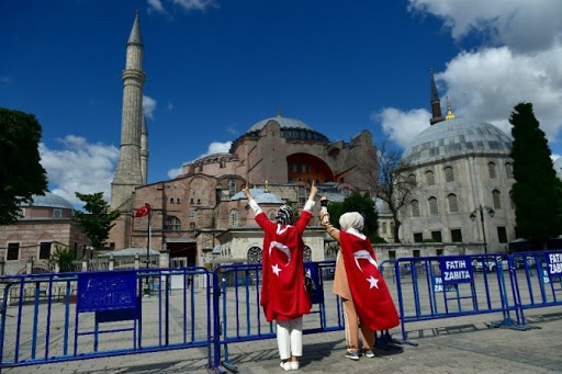 Foto - Emniyetin bir numarası Ayasofya Camii'nde! Vatandaşlardan Ezan'a yoğun ilgi