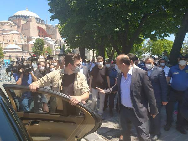Foto - Emniyetin bir numarası Ayasofya Camii'nde! Vatandaşlardan Ezan'a yoğun ilgi