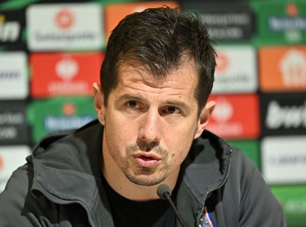 Foto - Emre Belözoğlu çılgına döndü! Gazeteciye sert cevap