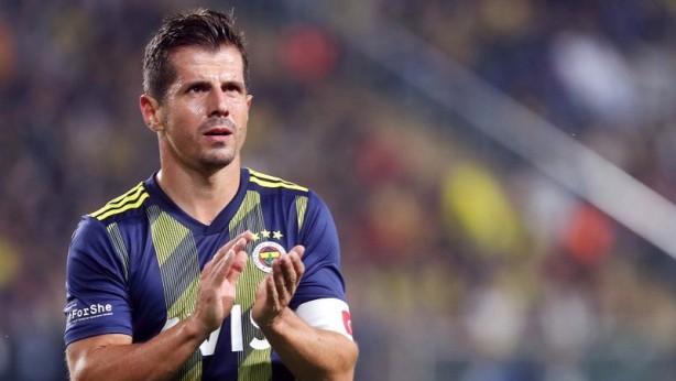 Emre Belözoğlu, yaşadıkları olayı böyle anlattı: Verdiğimiz sadakayla kurtulduk