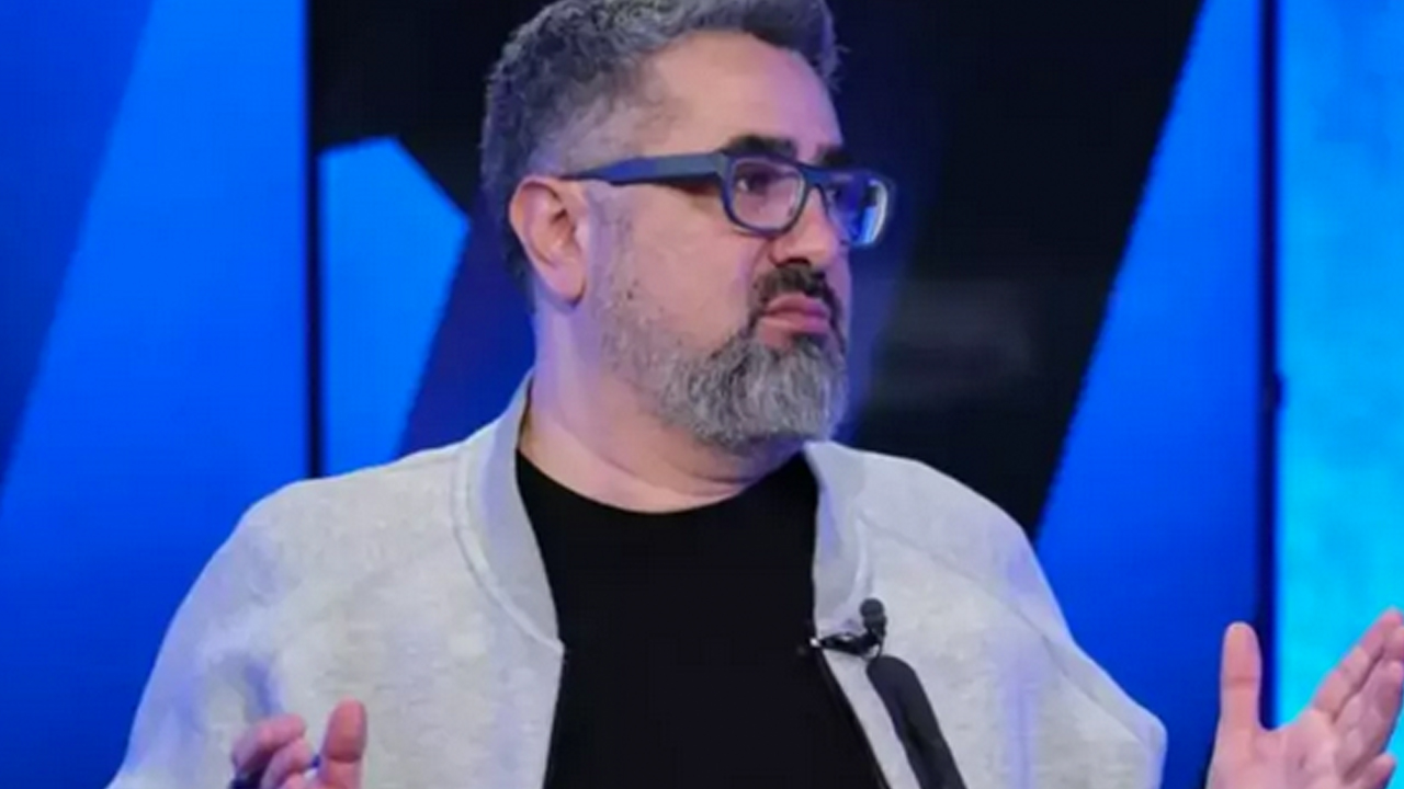 Foto - Emre Belözoğlu'ndan Serdar Ali Çelikler'e çok sert sözler! ‘Kola dibi gözlükleriyle' diyerek şok gelişmeyi duyurdu