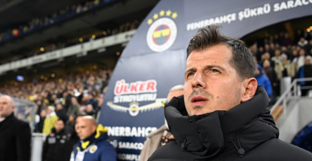 Foto - Emre Belözoğlu'ndan zemin eleştirisi: Şaşkına çeviren olay ve sözler! Ateş gibi uyarılar…