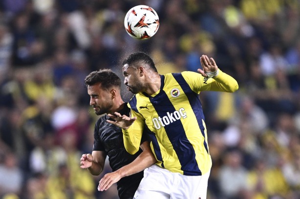 Foto - Emre Belözoğlu’nun sözleri sosyal medyayı salladı! "En-Nesyri’yi Osimhen’e benzetiyorum"