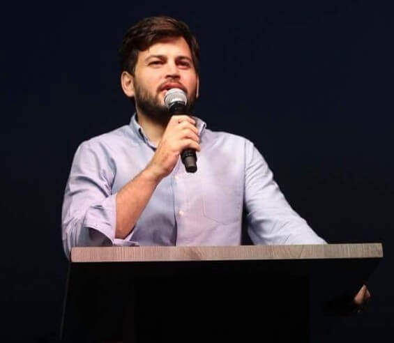 Foto - Emre Cemil Ayvalı kimdir? Emre Cemil Ayvalı neden istifa etti?