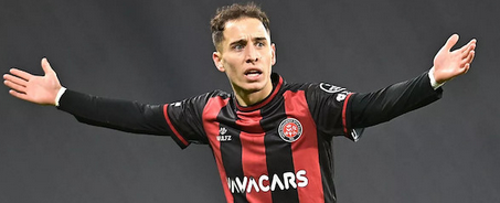 Emre’den beklenmedik garip yorum: Açıklama herkesi şaşkına çevirdi... Bu neyin kafası Emre Mor!