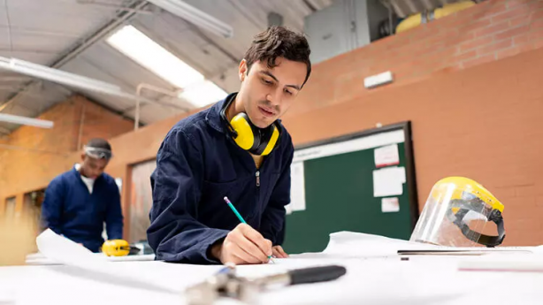 Foto - En az 2 bin 805 TL ödeniyor! Milyonlarca gence müjde