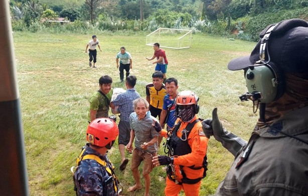 Foto - En az 285 ölü! Güney Asya doğal afetlerle boğuşuyor
