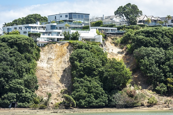 Foto - En az 4 kişi hayatını kaybetti! O ülkede son durum 