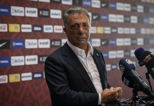 En büyük açığını açıkladı! Ahmet Nur Çebi açtı ağzını yumdu gözünü...