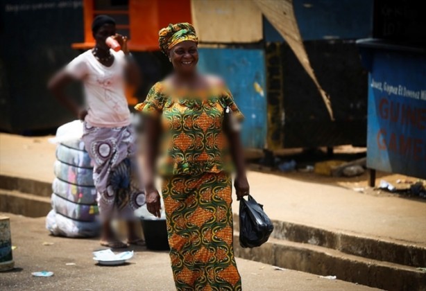 Foto - "En çaresiz anneler" Gine'de